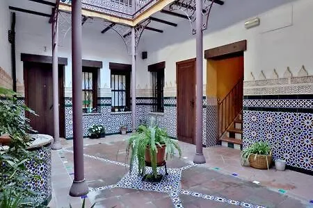 Horno24, Con Patio Andaluz, Tipico De Apartment *