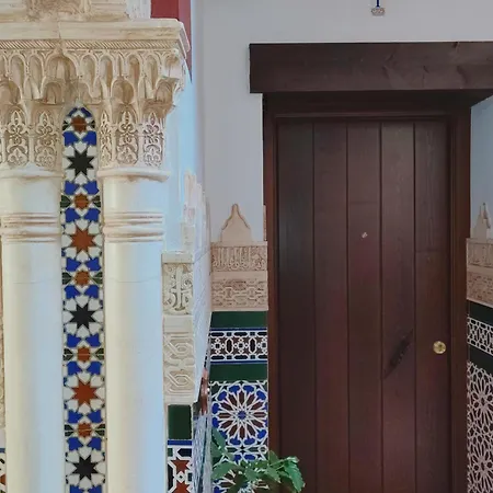 Apartment Horno24, Con Patio Andaluz, Tipico De